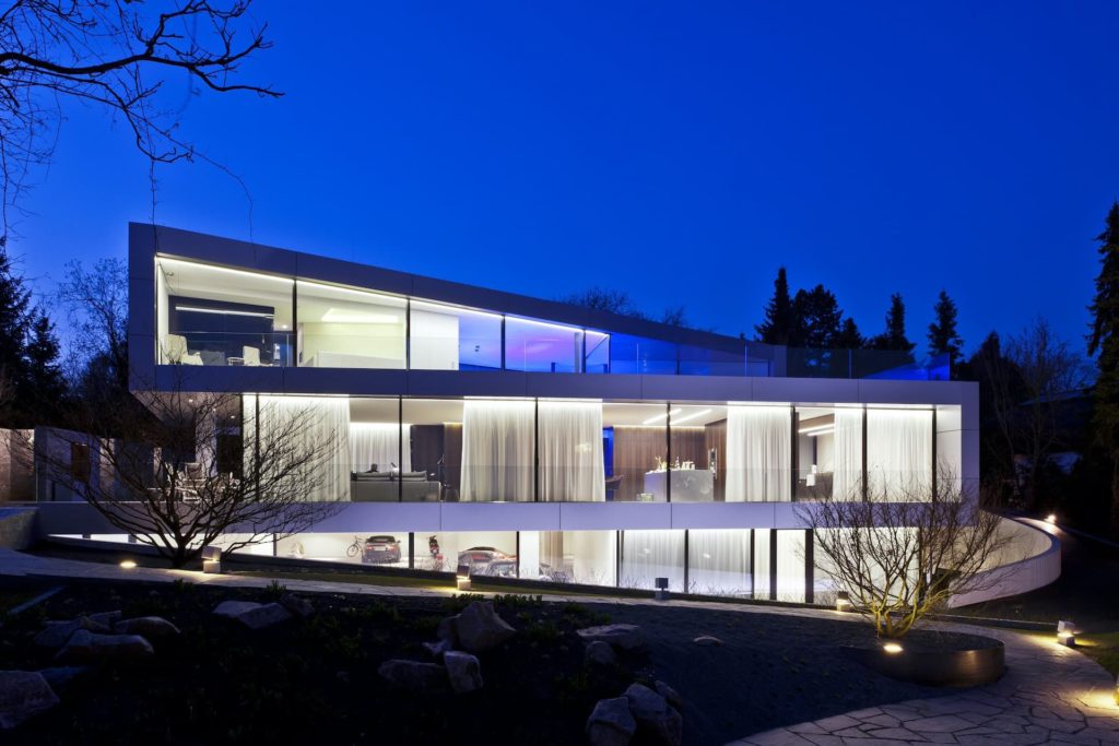 Einfamilienhaus Bietigheim-Bissingen Zuweg bei Nacht