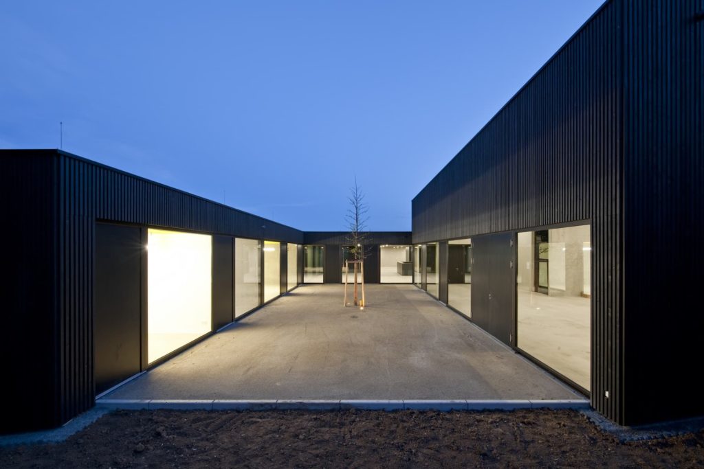 Jugendhaus Bietigheim-Bissingen bei Nacht