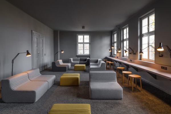 Lichtenstern Gymnasium Lounge Sofas